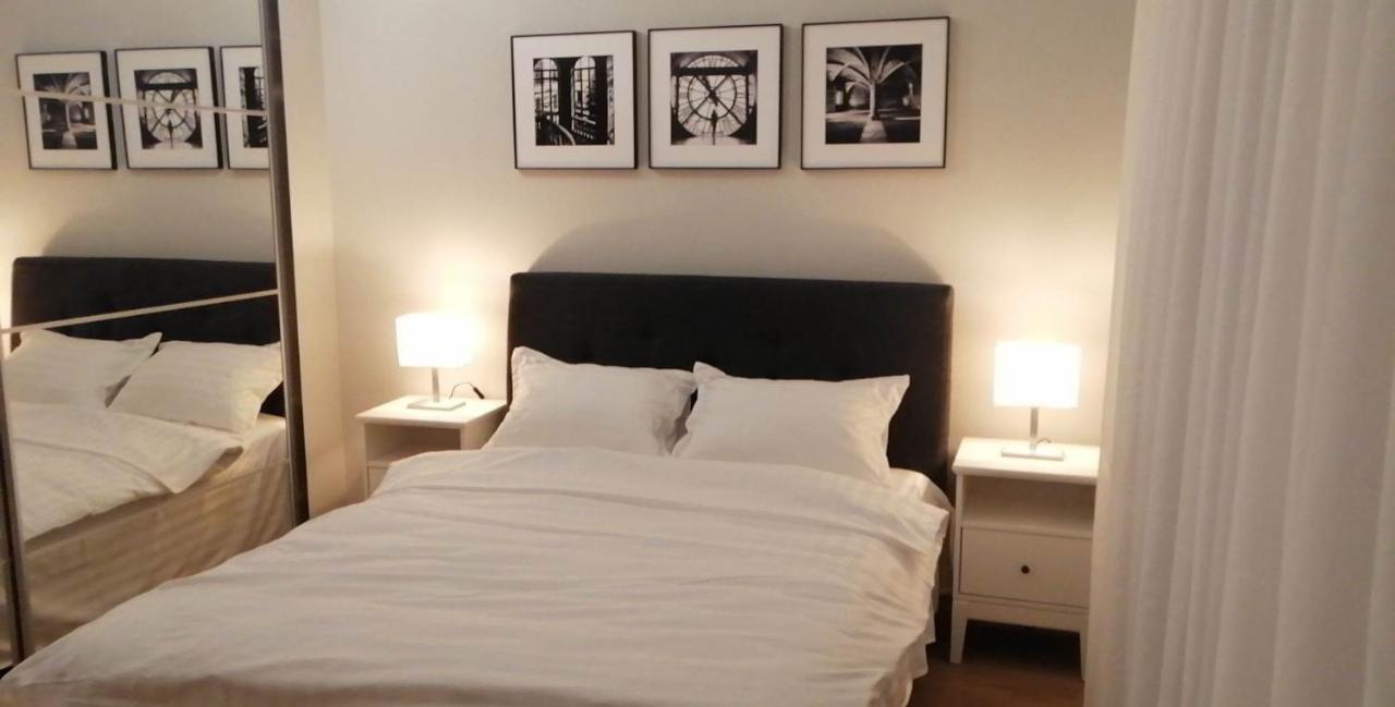 The Rock Apartment Sinaia Luaran gambar