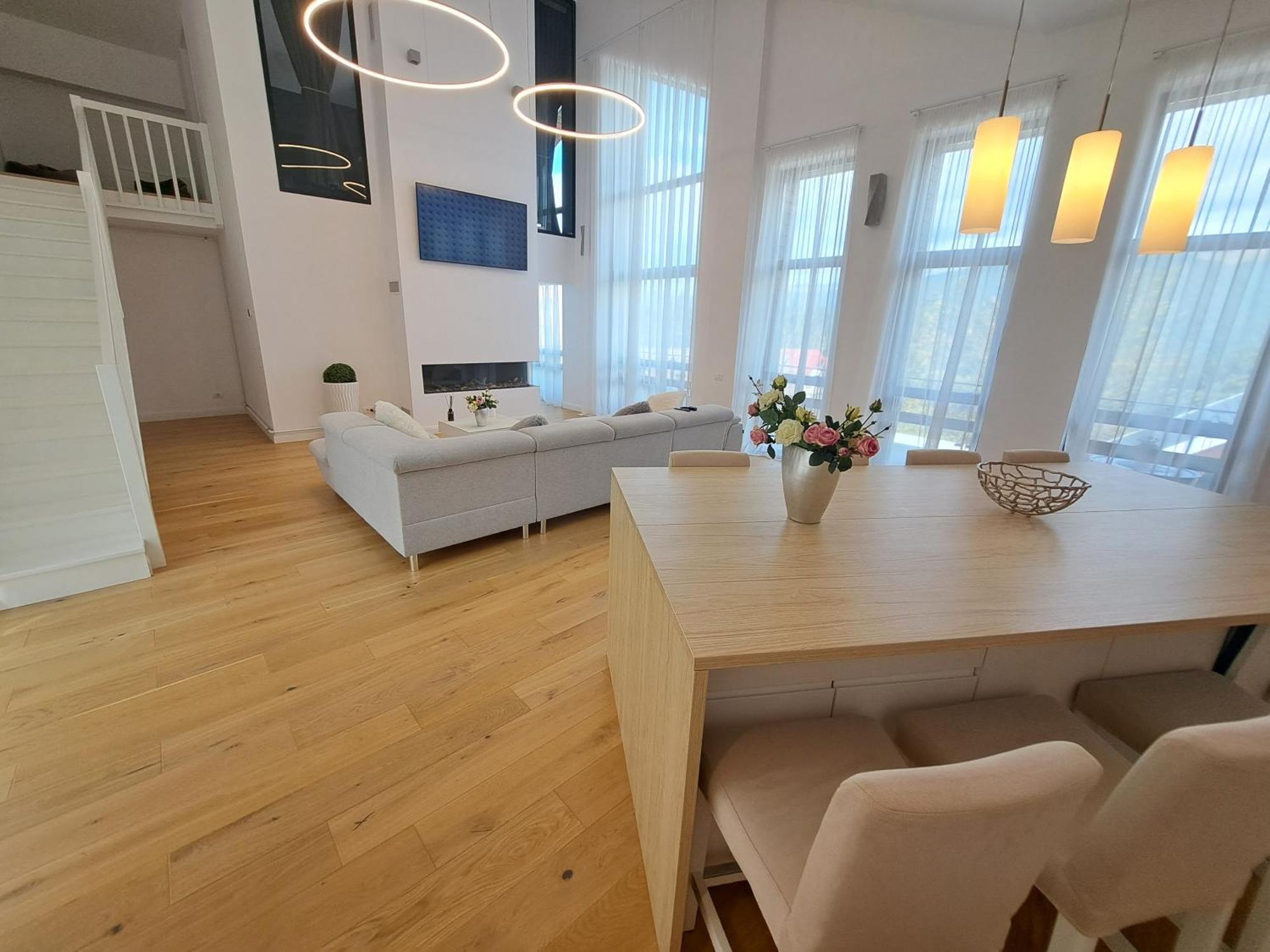 The Rock Apartment Sinaia Luaran gambar